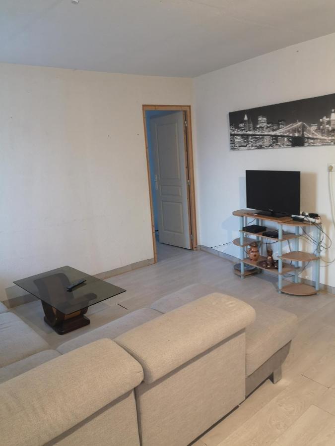 F1 1Er Etage 3 Personnes Apartment Aubenas Exterior photo