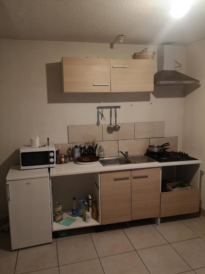 F1 1Er Etage 3 Personnes Apartment Aubenas Exterior photo